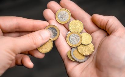 euromunten in hand