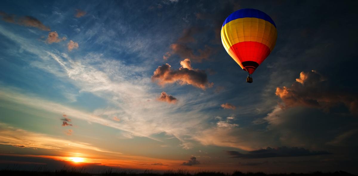Luchtballon in de lucht